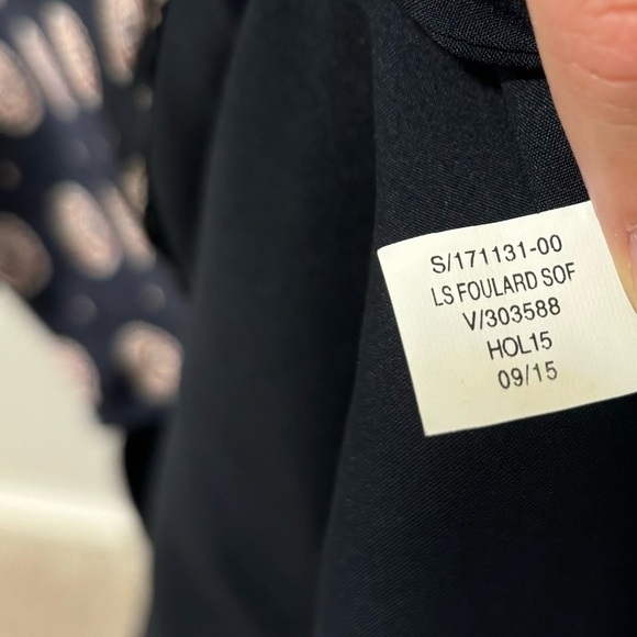 Banana Republic 100% Silk Foulard Long Sleeve Shift Mini Dress Blue Red Ruffle - Picture 15 of 15